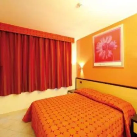 Cristina Hotel 3*
