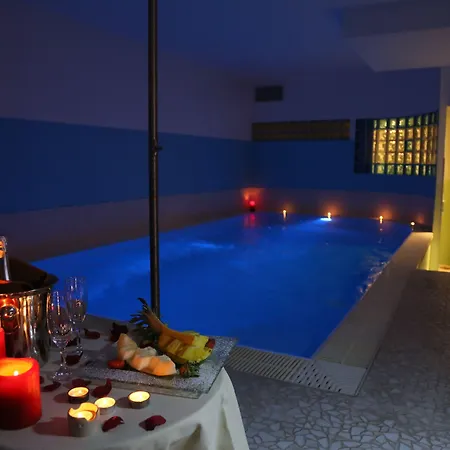 Cristina Otel Rocca San Giovanni