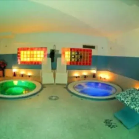 Hotel Cristina
