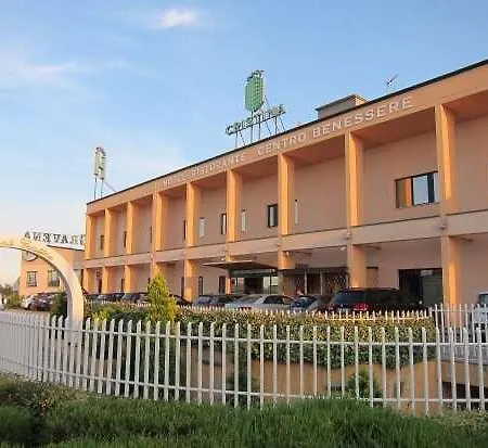 מלון Cristina רוקה סן ג'ובאני